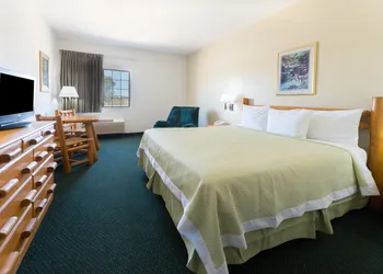 Knights Inn New Florence hotel thumbnail 6