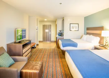 Holiday Inn Express Wichita South by IHG hotel thumbnail 8