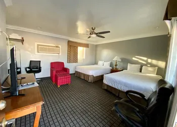 Viking Motel hotel thumbnail 5