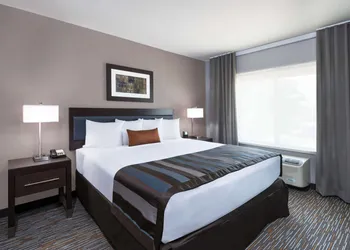 Wingate by Wyndham Sidney hotel thumbnail 7
