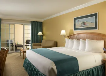 La Mer Beachfront Resort hotel thumbnail 3
