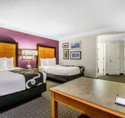 La Quinta Inn & Suites by Wyndham Myrtle Beach Broadway Area hotel detail image 7