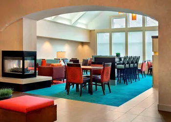 Sonesta ES Suites Allentown Bethlehem Airport hotel thumbnail 2