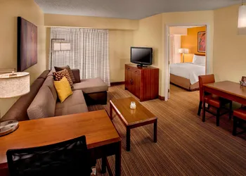 Sonesta ES Suites Allentown Bethlehem Airport hotel thumbnail 4