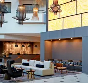 Minneapolis Marriott West hotel detail image 3