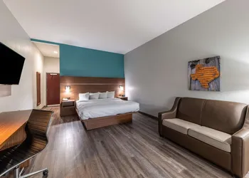 Best Western Plus Bowie Inn & Suites hotel thumbnail 5
