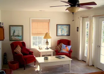 The Baywood Bed & Breakfast hotel thumbnail 8