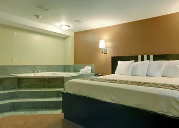 Americas Best Value Inn Caldwell hotel thumbnail 7