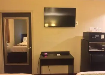 Americas Best Value Inn Caldwell hotel thumbnail 8