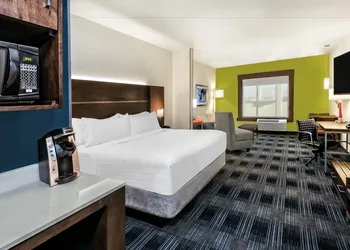 Holiday Inn Express & Suites Austin - Round Rock Area by IHG hotel thumbnail 2