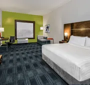 Holiday Inn Express & Suites Austin - Round Rock Area by IHG hotel detail image 3