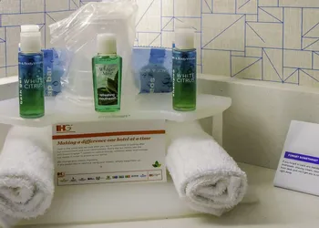 Holiday Inn Express & Suites Miami Airport East by IHG hotel thumbnail 5