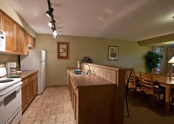 Polaris Lodge hotel thumbnail 6