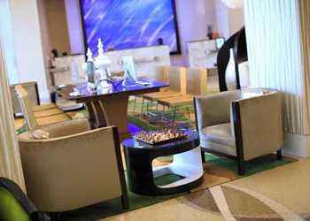 Renaissance Arlington Capital View Hotel hotel thumbnail 5