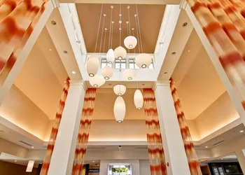 Hilton Garden Inn Woodbridge hotel thumbnail 3