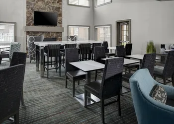 Residence Inn by Marriott Cleveland Independence hotel thumbnail 2