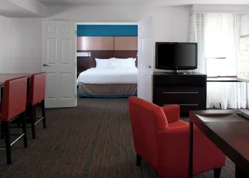 Residence Inn by Marriott Cleveland Independence hotel thumbnail 8