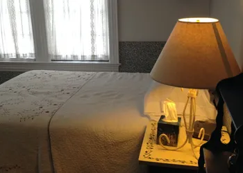 Red Lion Bed & Breakfast hotel thumbnail 7