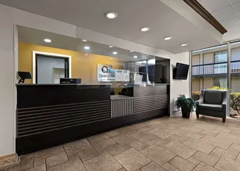 Quality Inn Wayne - Fairfield Area hotel thumbnail 2