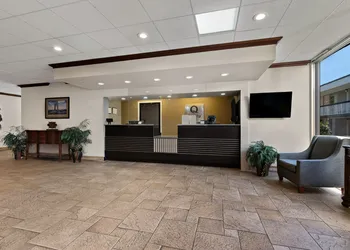 Quality Inn Wayne - Fairfield Area hotel thumbnail 3