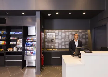 Edge Hotel hotel thumbnail 2