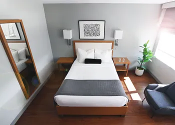 Edge Hotel hotel thumbnail 6