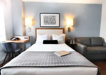 Edge Hotel hotel thumbnail 7