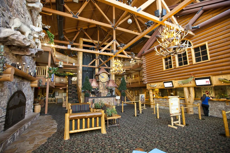Great Wolf Lodge Kansas City hotel detail image 2