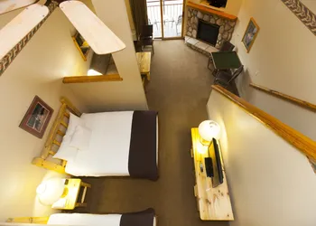 Great Wolf Lodge Kansas City hotel thumbnail 6