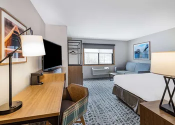 AmericInn by Wyndham Duluth South Black Woods Event Center hotel thumbnail 5