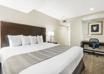Chase Suite Hotel El Paso hotel thumbnail 7