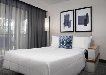 Courtyard by Marriott Orlando East/UCF Area hotel thumbnail 4