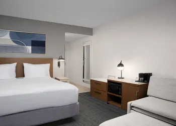 Courtyard by Marriott Orlando East/UCF Area hotel thumbnail 5