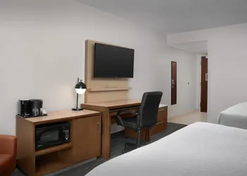 Courtyard by Marriott Orlando East/UCF Area hotel thumbnail 7
