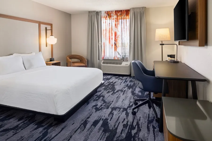 Fairfield Inn & Suites Columbus East hotel detail image 6