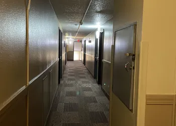 Super 8 by Wyndham Bismarck hotel thumbnail 3