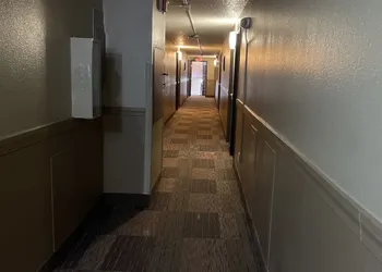 Super 8 by Wyndham Bismarck hotel thumbnail 4