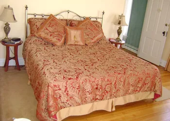 Four Creeks Bed & Breakfast hotel thumbnail 8