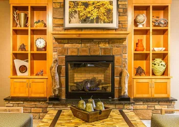 MainStay Suites Stanley hotel thumbnail 4