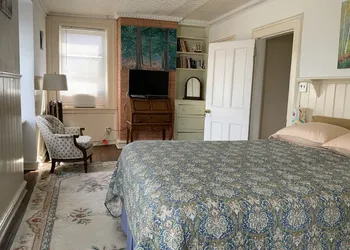 Fort Place Bed & Breakfast hotel thumbnail 7
