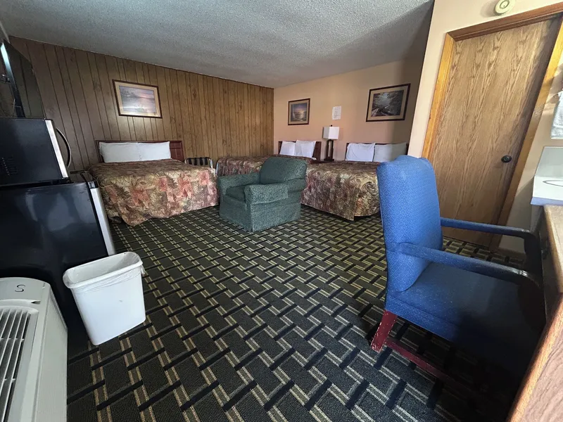 Big 12 Motel Broken Bow Ne hotel detail image 6
