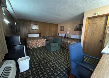 Big 12 Motel Broken Bow Ne hotel thumbnail 7