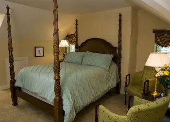 Joseph Ambler Inn hotel thumbnail 6