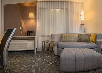 Courtyard Orlando Lake Nona hotel thumbnail 4