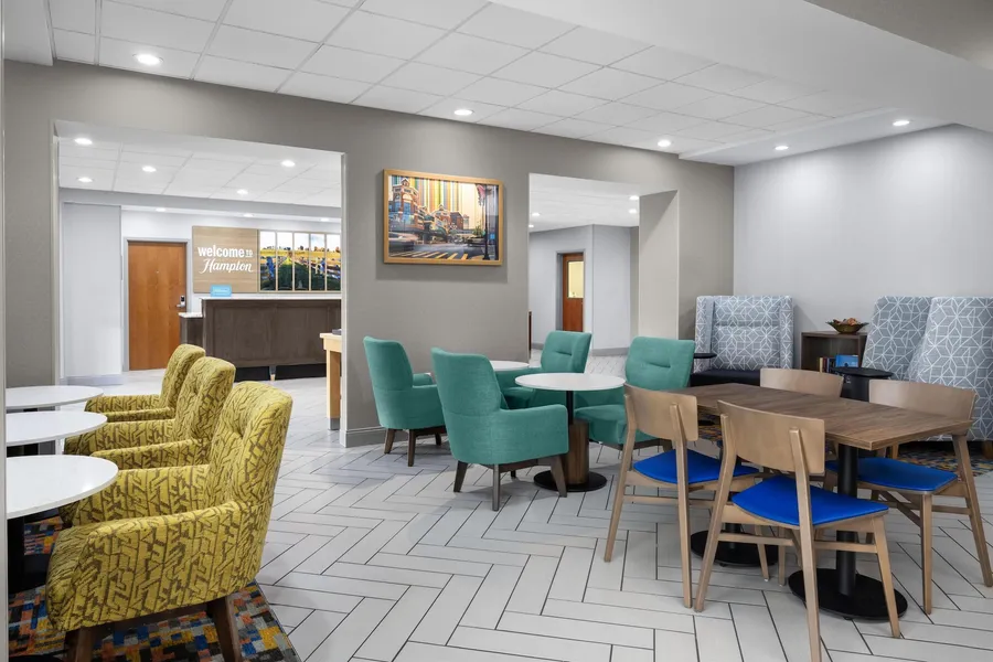 Hampton Inn Lexington Medical Center hotel detail image 2