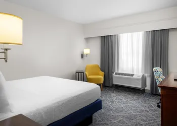 Hampton Inn Lexington Medical Center hotel thumbnail 8