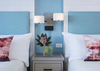 Universal's Loews Sapphire Falls Resort hotel thumbnail 7