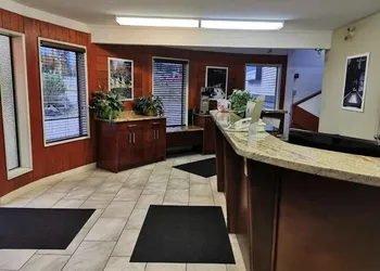 Hope Inn and Suites hotel thumbnail 2