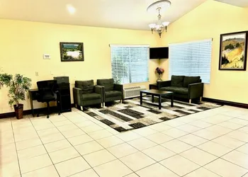 Cozy Inn hotel thumbnail 2