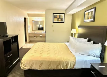 Cozy Inn hotel thumbnail 4
